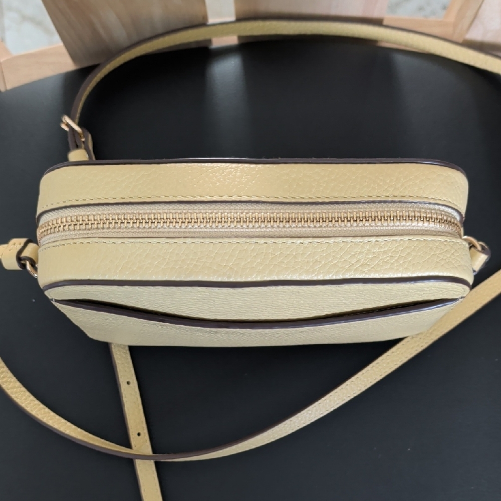 Coach X Disney "Belle" Mini Camera Bag Crossbody, Pebbled Leather (C3404) EUC - Picture 3 of 10